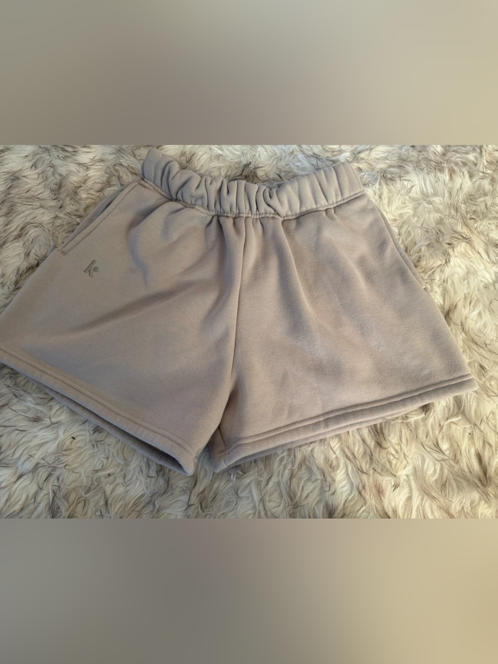 Kamo CozyTec Sweatshorts - Porpoise women’s size XS - Picture 9 of 9